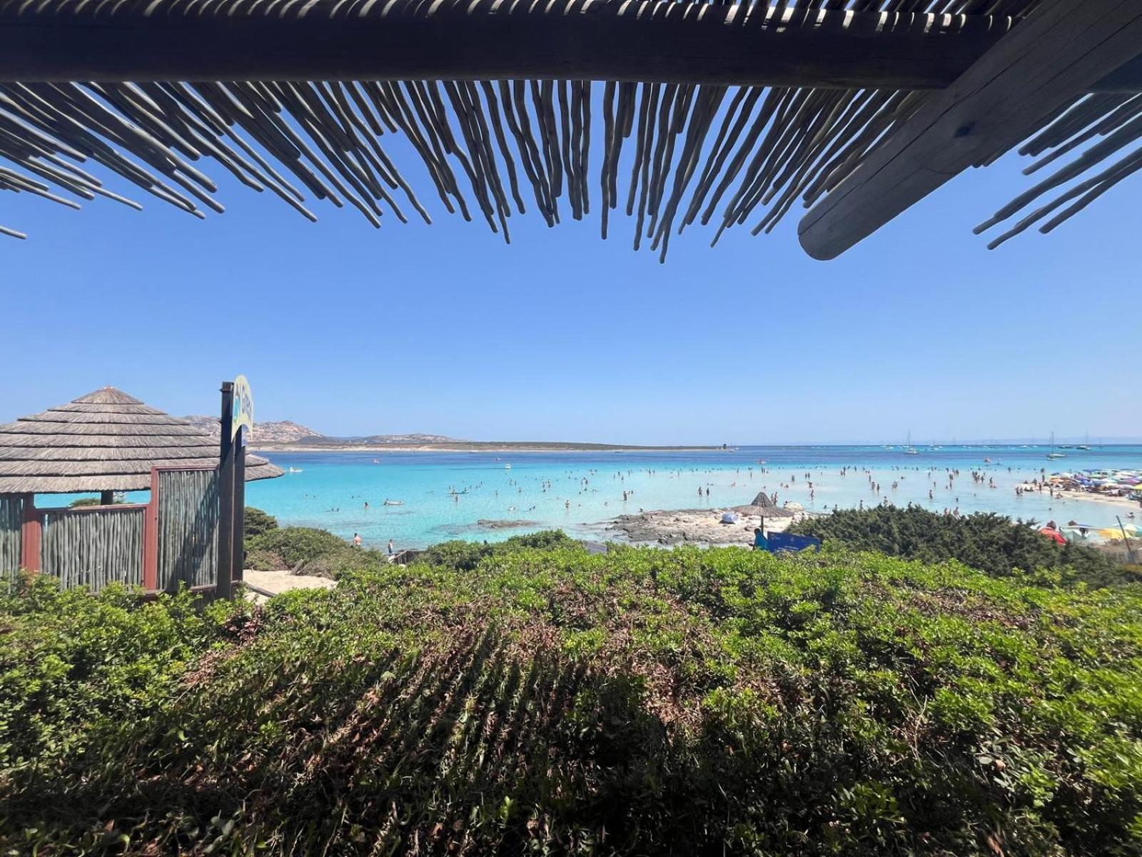 Appartamento Con Piscina Valledoria  Exterior foto